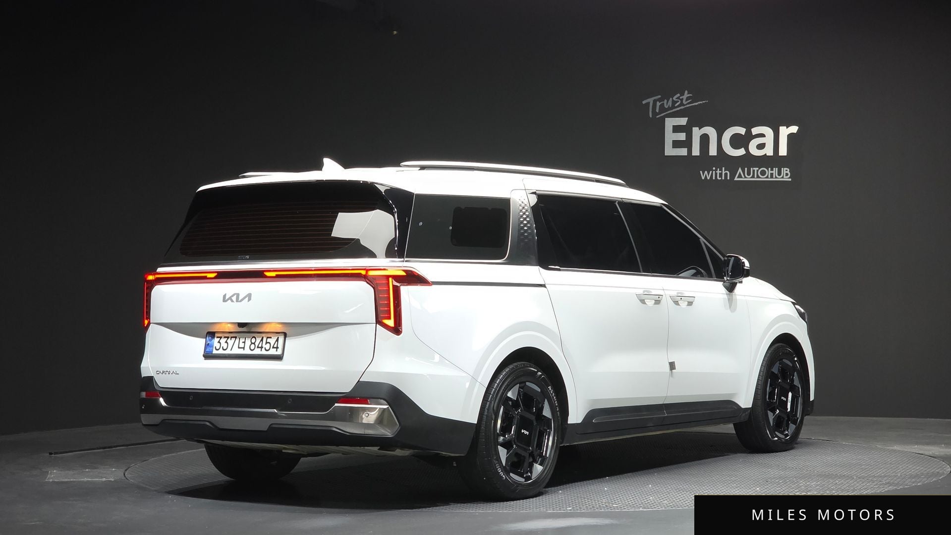 Kia Canival 2024 — миниатюра 2