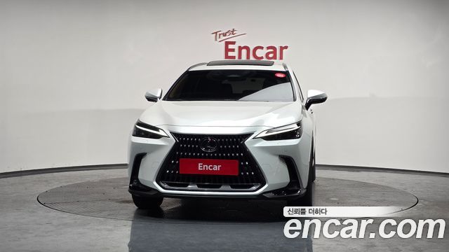 Лексус NX450h+ 2025 — миниатюра 3