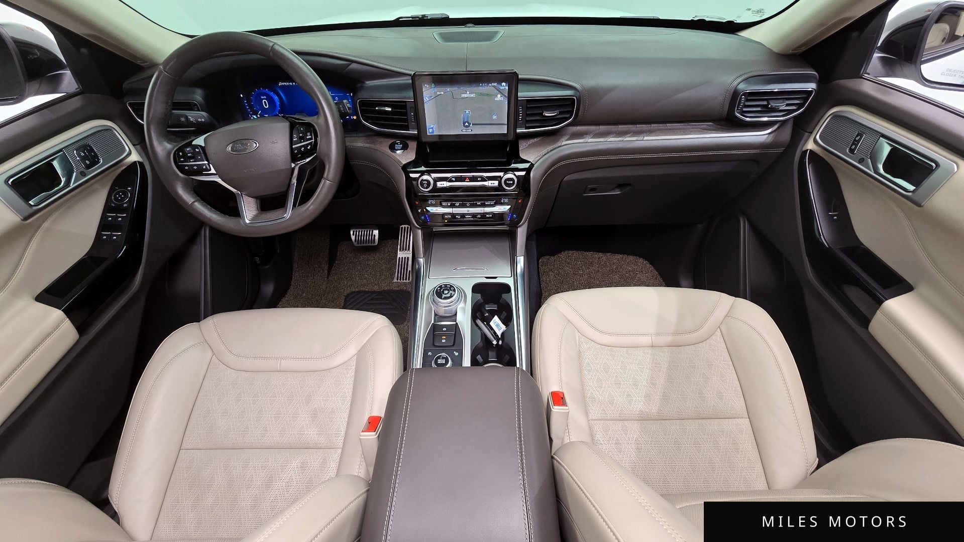 Ford Explorer 2021 — миниатюра 7