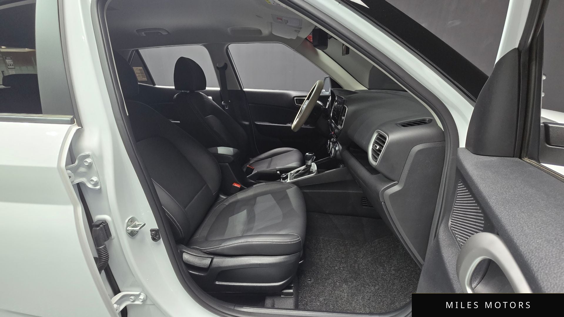 Hyundai Venue 2022 — миниатюра 11