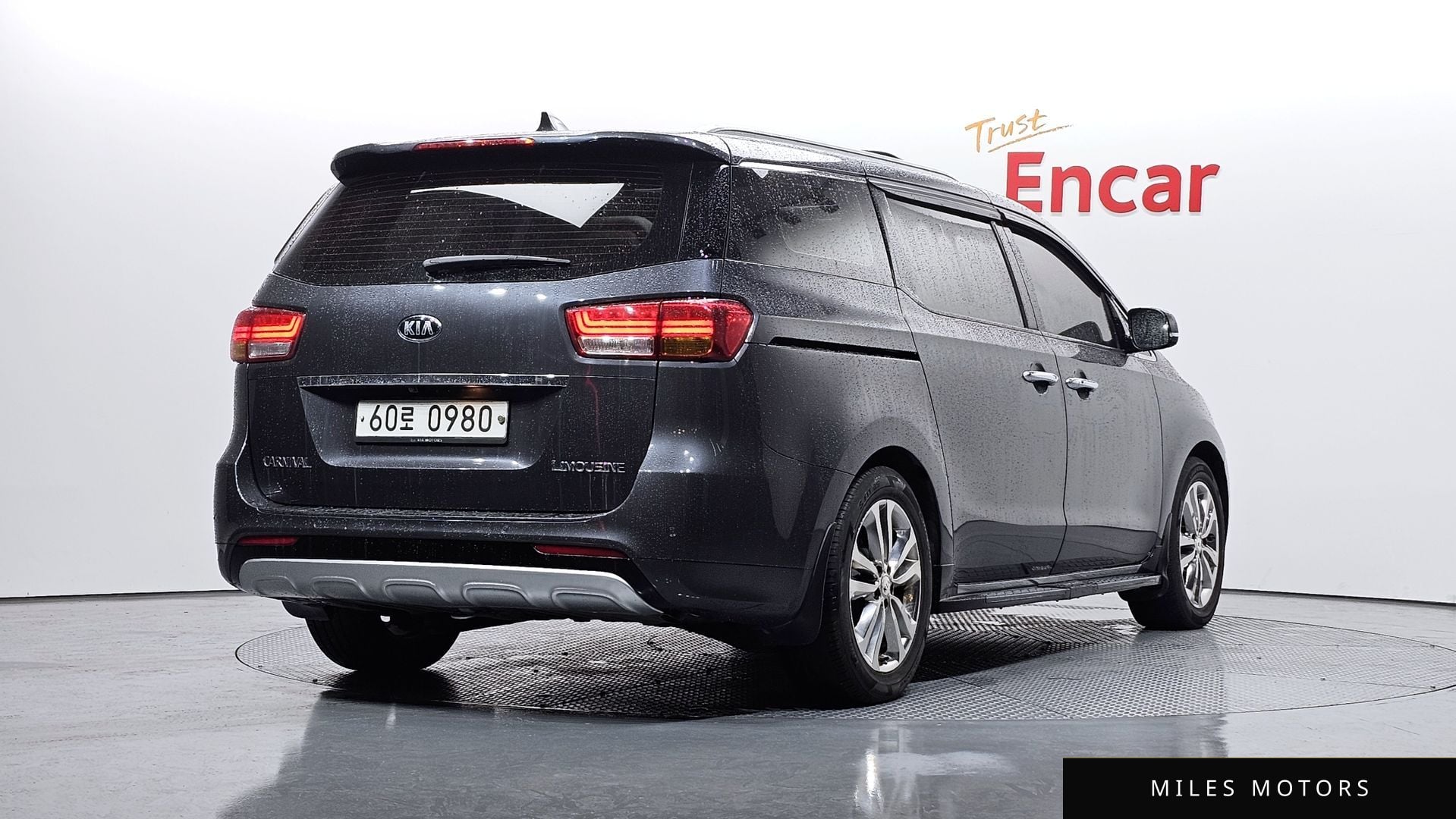 Kia Canival 2016 — миниатюра 2