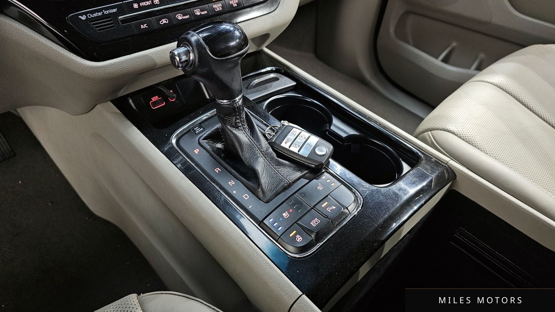 Kia Canival 2016 — миниатюра 9