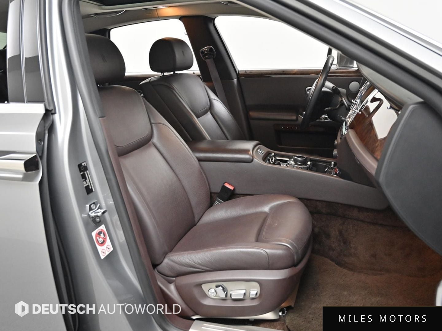 Rolls-Royce Ghost 2015 — миниатюра 10