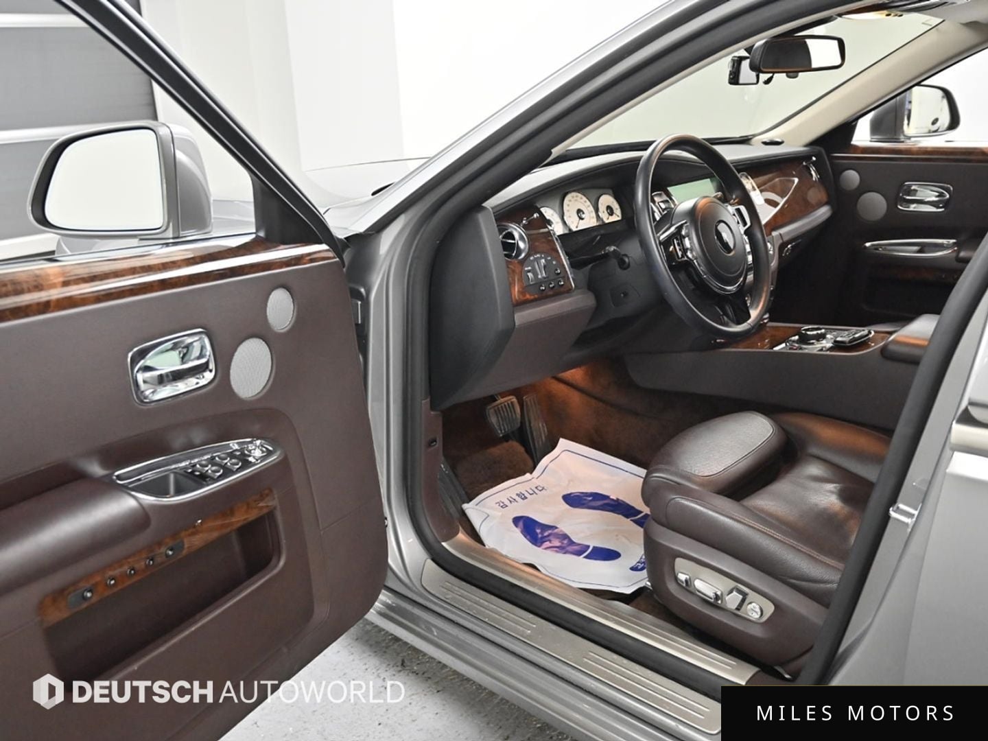 Rolls-Royce Ghost 2015 — миниатюра 11