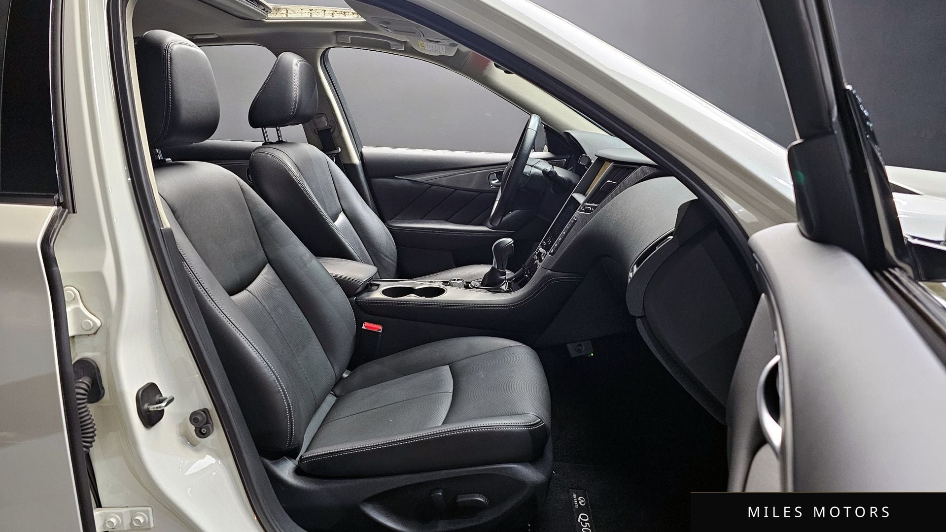 Infiniti Q50 2016 — миниатюра 10