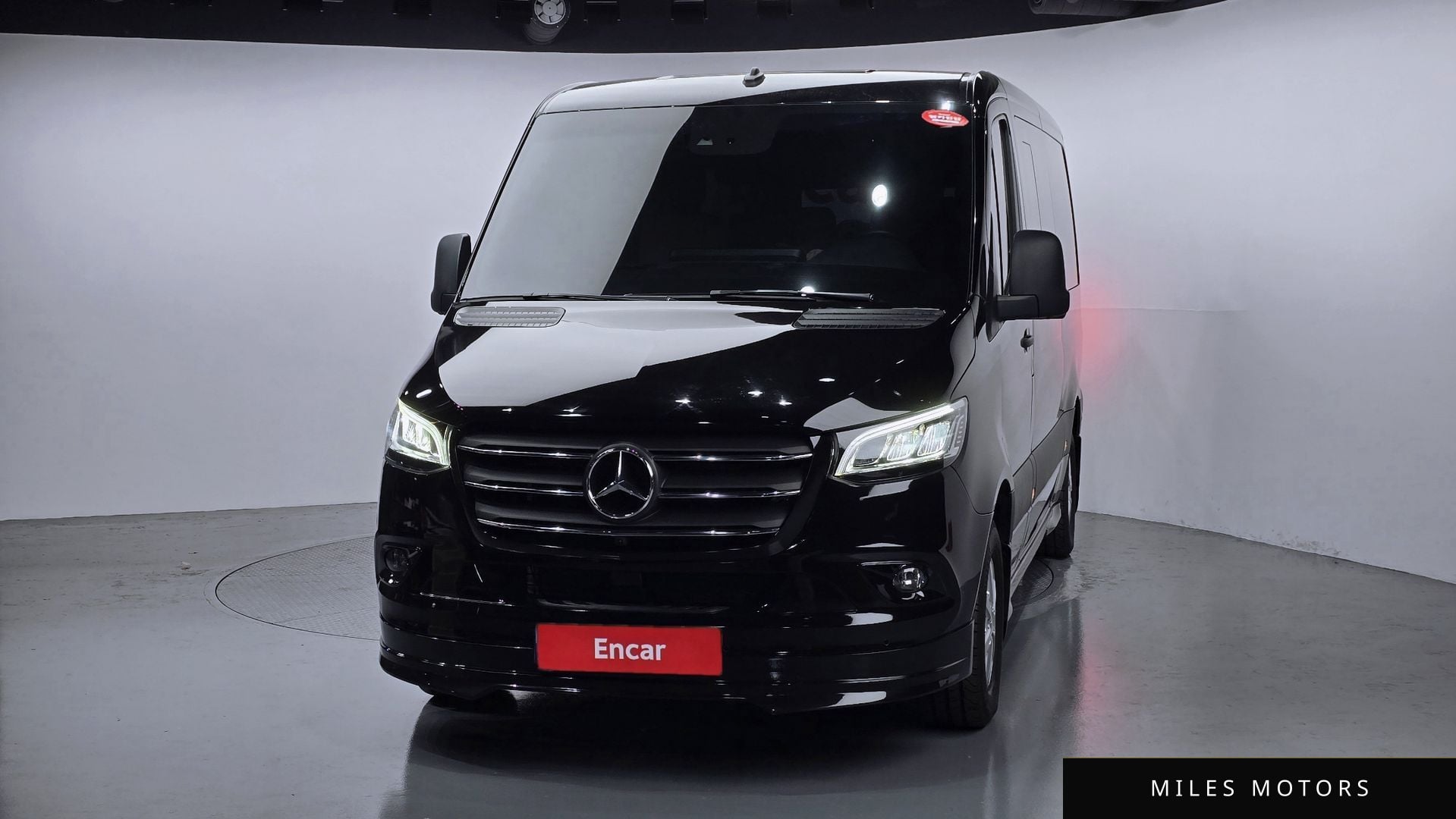 Mercedes-Benz Sprinter 2023 — миниатюра 3