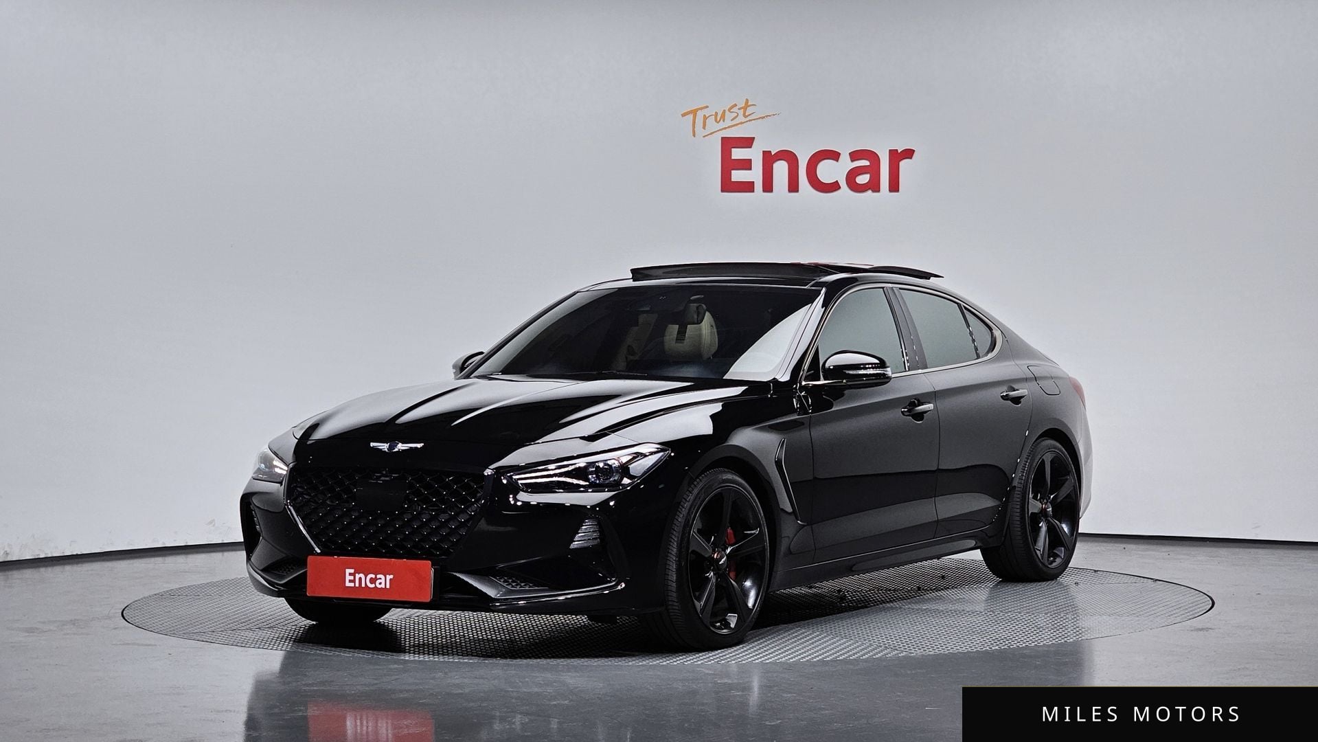 Genesis G70 2018 — фото 1 из 12