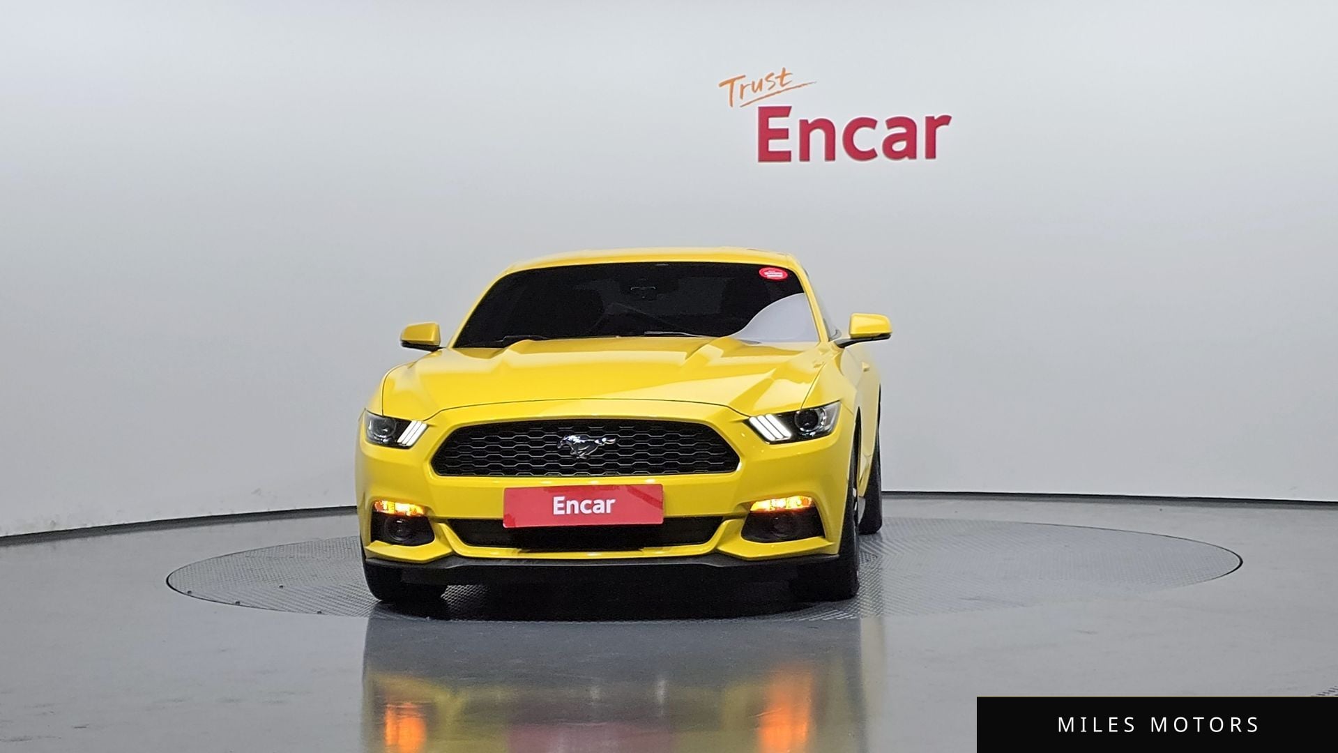 Ford Mustang 2017 — миниатюра 3