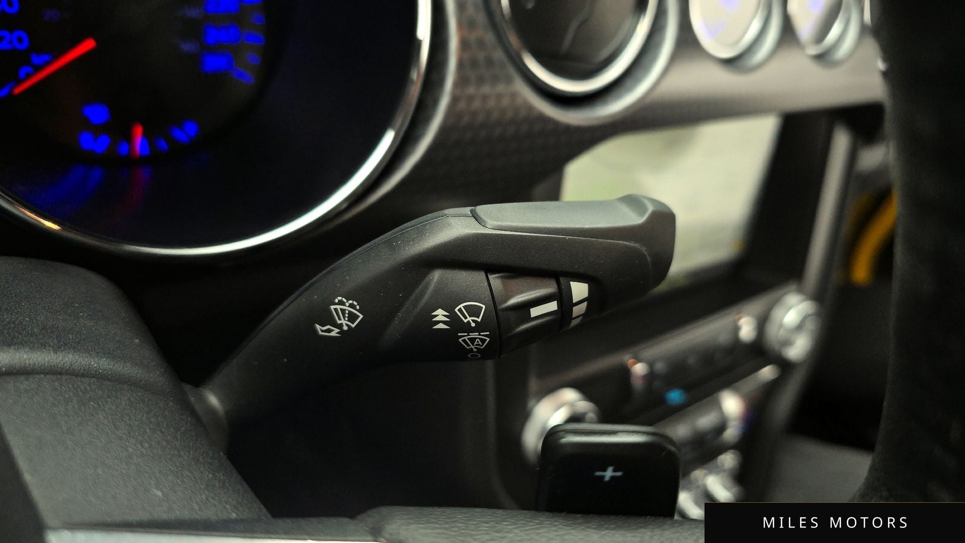 Ford Mustang 2017 — миниатюра 17