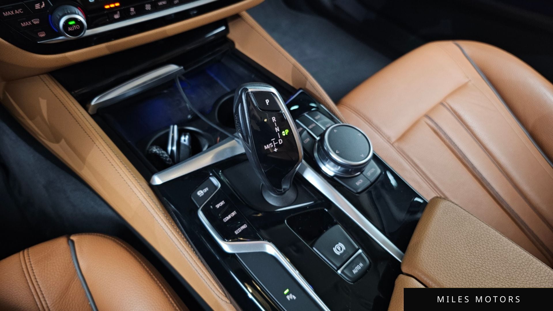 BMW 5 Series (G30) 2018 — миниатюра 9