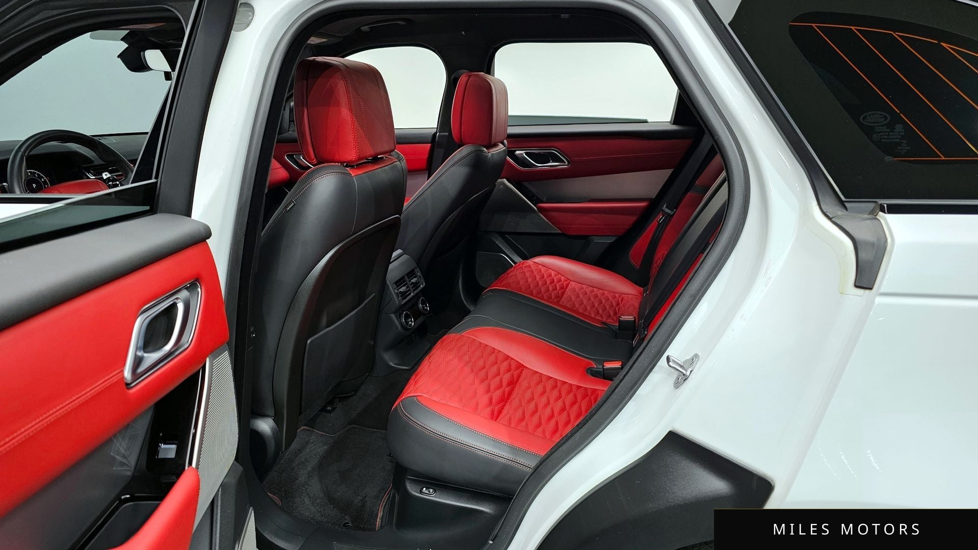 Land Rover Range Rover Velar 2019 — миниатюра 12
