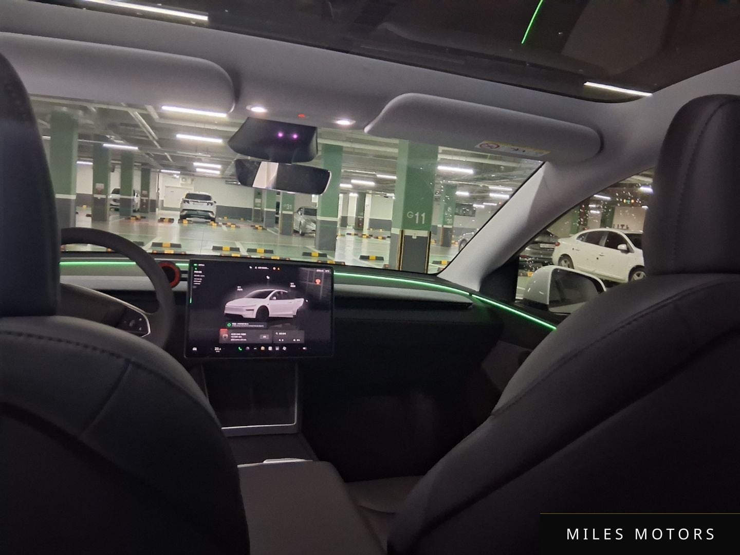 Tesla Model Y 2025 — миниатюра 5