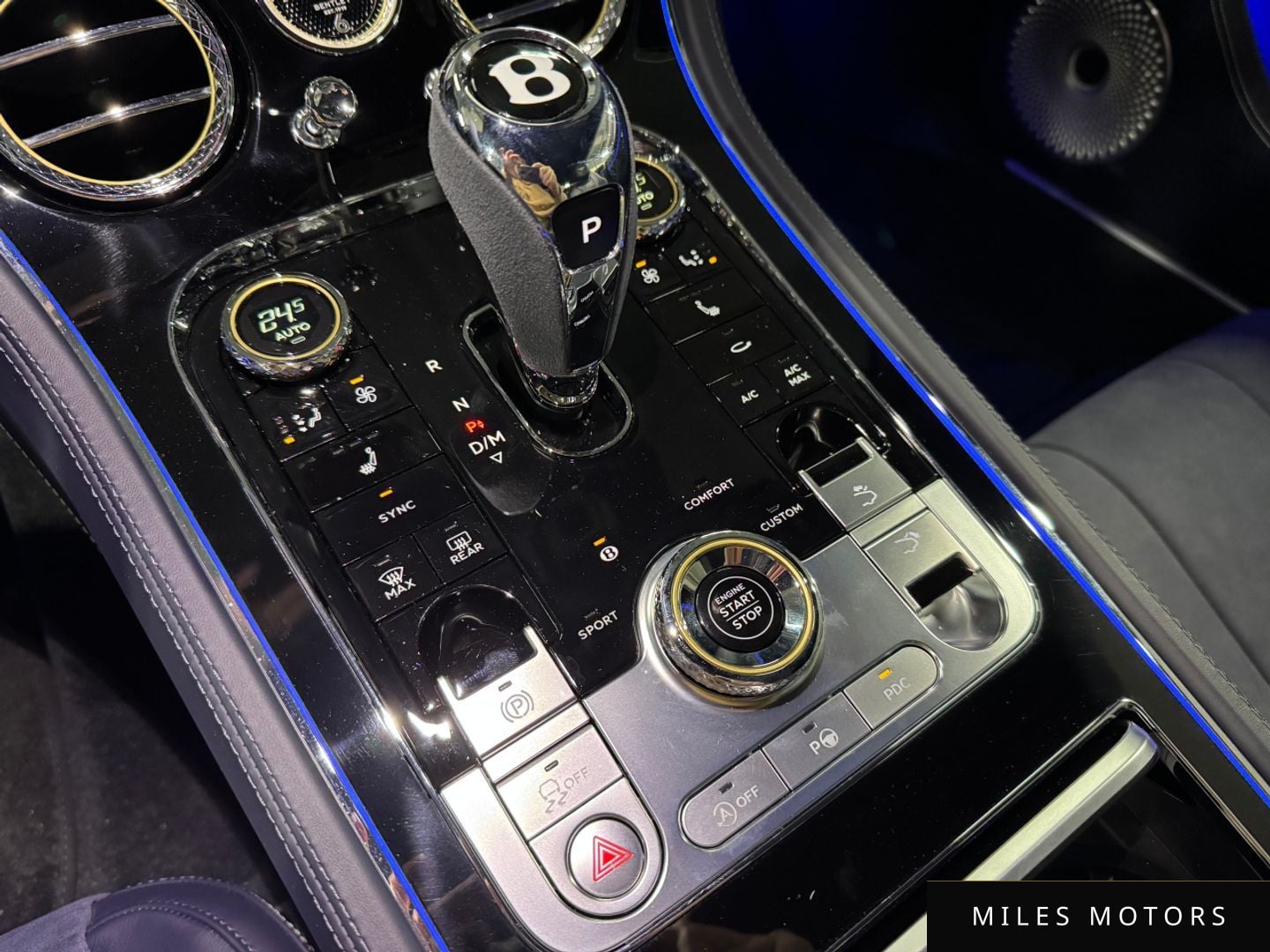 Bentley Continental GT 2023 — миниатюра 12
