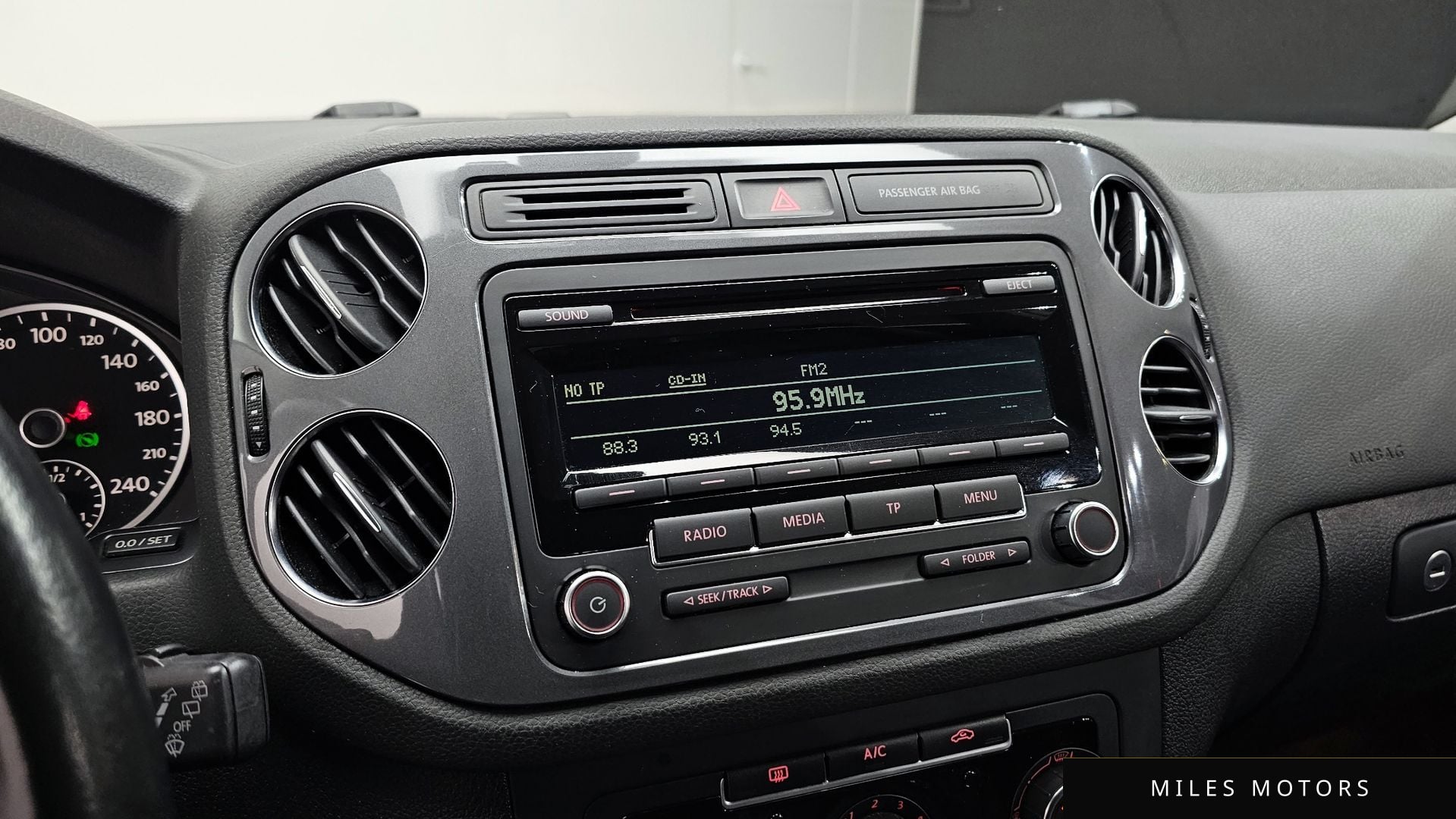 Volkswagen 티구안 2014 — миниатюра 14