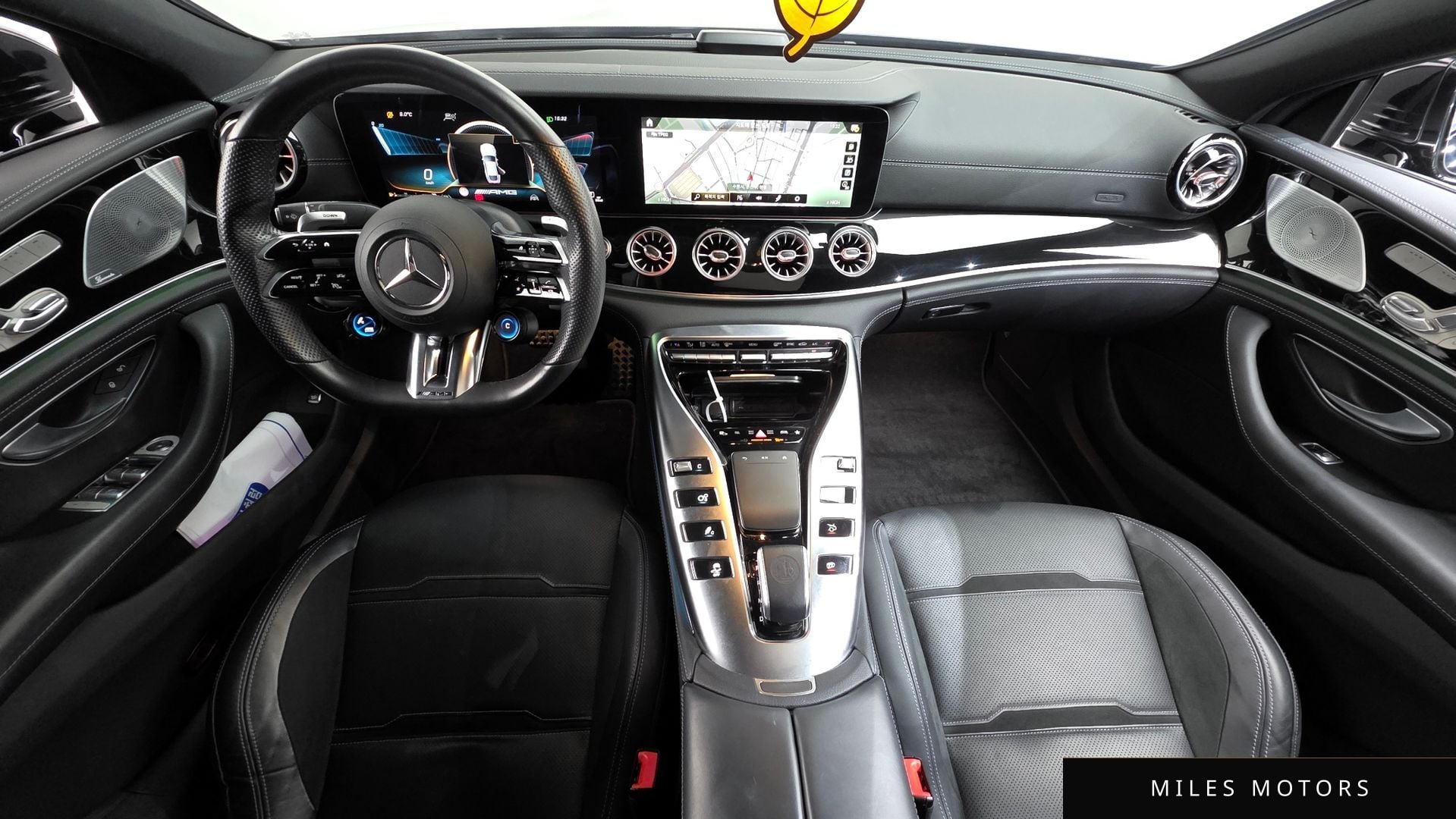 Mercedes-Benz AMG GT 2022 — миниатюра 7