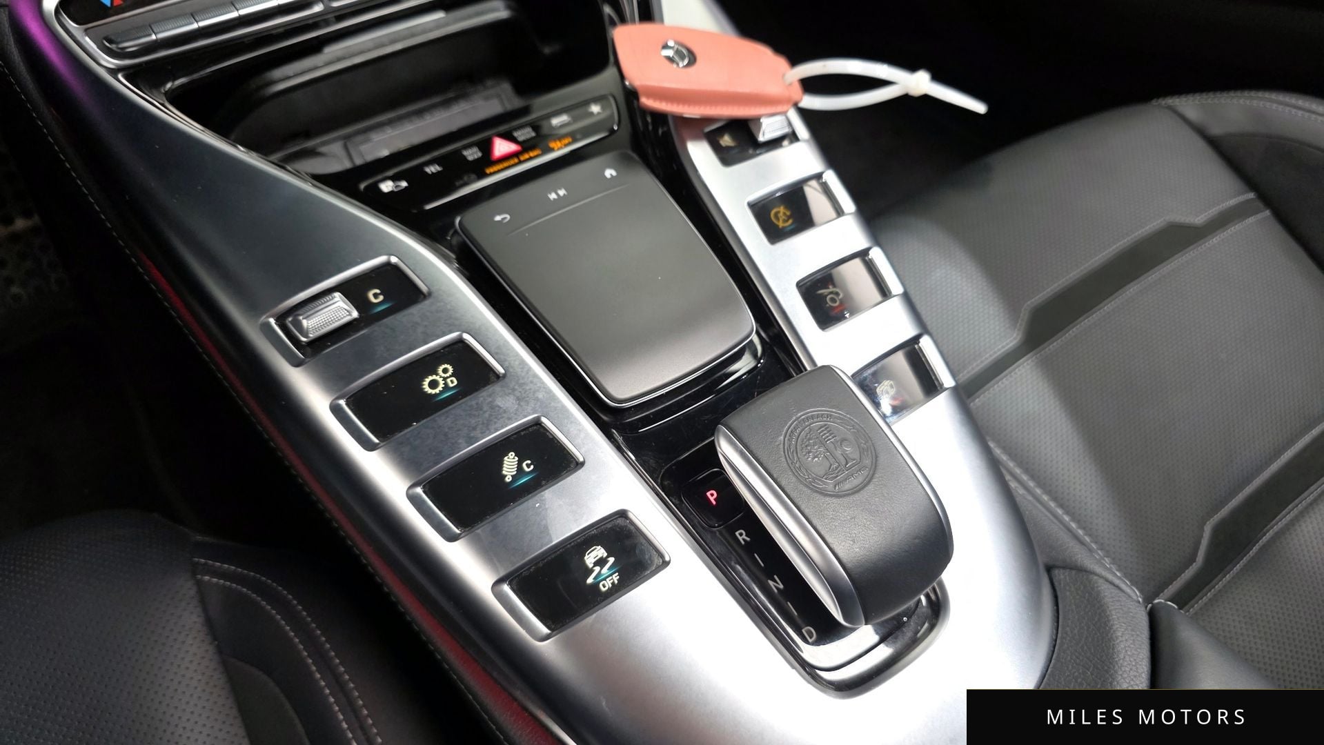 Mercedes-Benz AMG GT 2022 — миниатюра 9