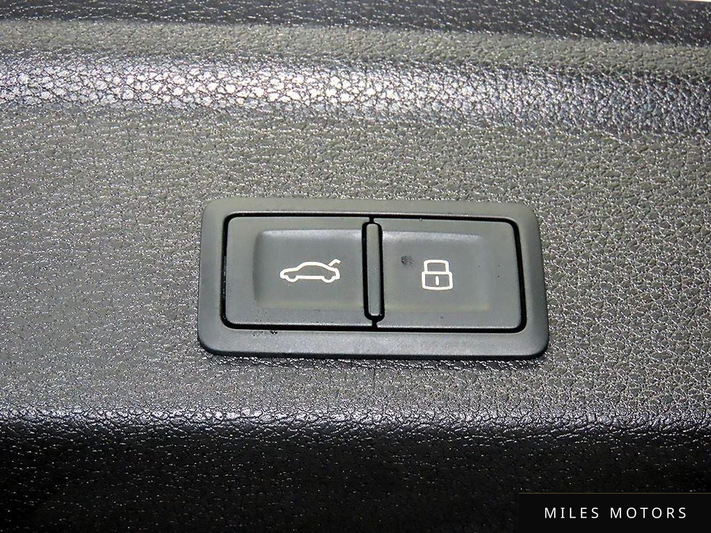 Audi Q3 (F3) 2024 — миниатюра 14