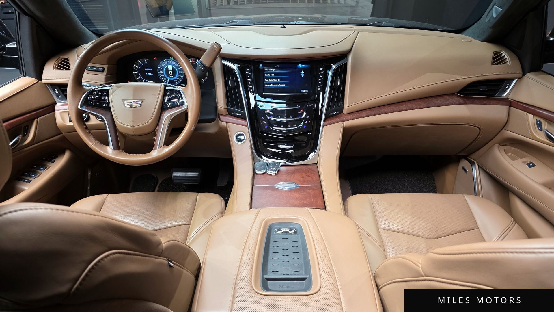 Cadillac Escalade 2017 — миниатюра 7