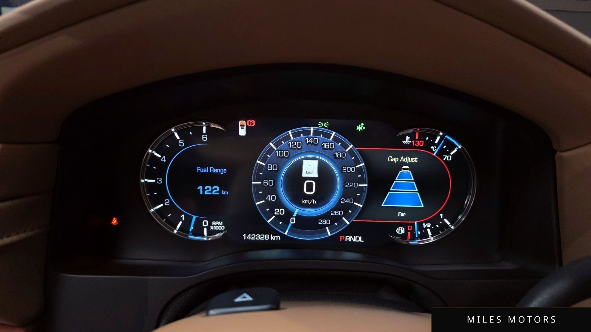 Cadillac Escalade 2017 — миниатюра 8