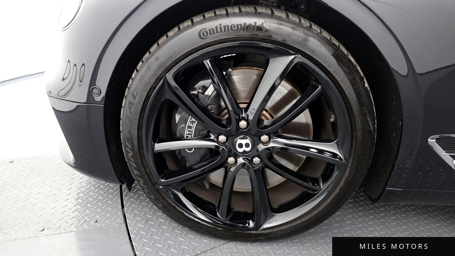Bentley Continental GT 2020 — миниатюра 5