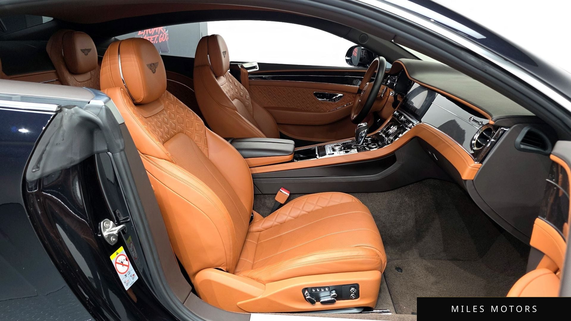 Bentley Continental GT 2020 — миниатюра 11
