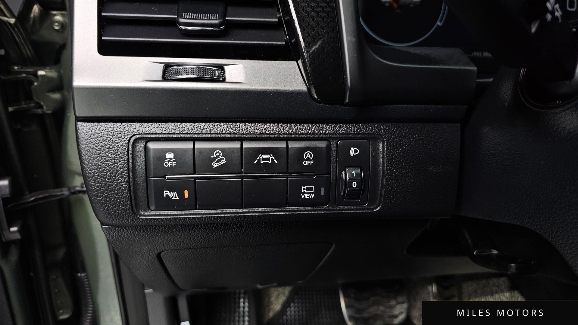 KG Mobility Rexton 2022 — миниатюра 16
