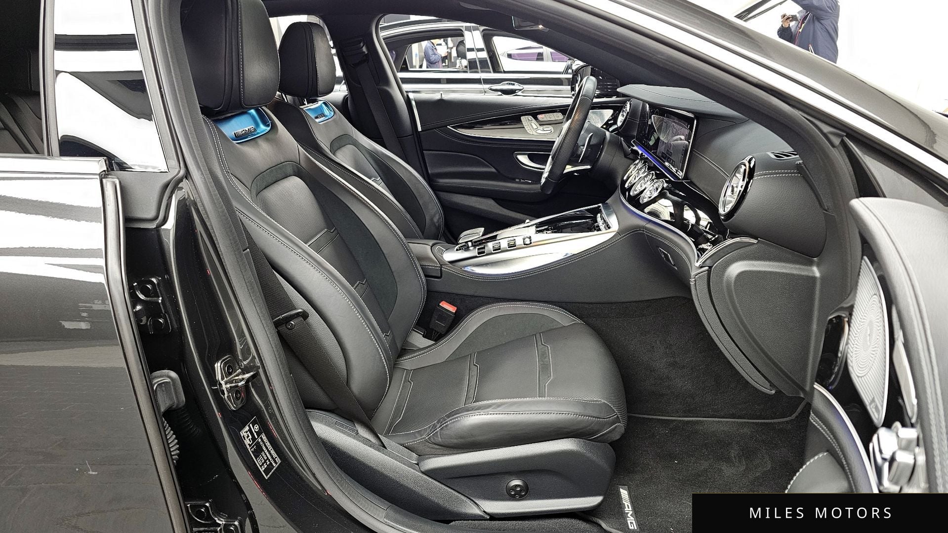 Mercedes-Benz AMG GT 2021 — миниатюра 11