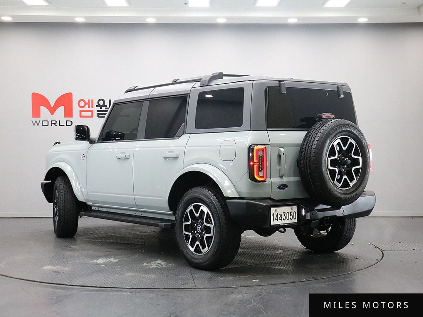 Ford Bronco 2023 — миниатюра 4