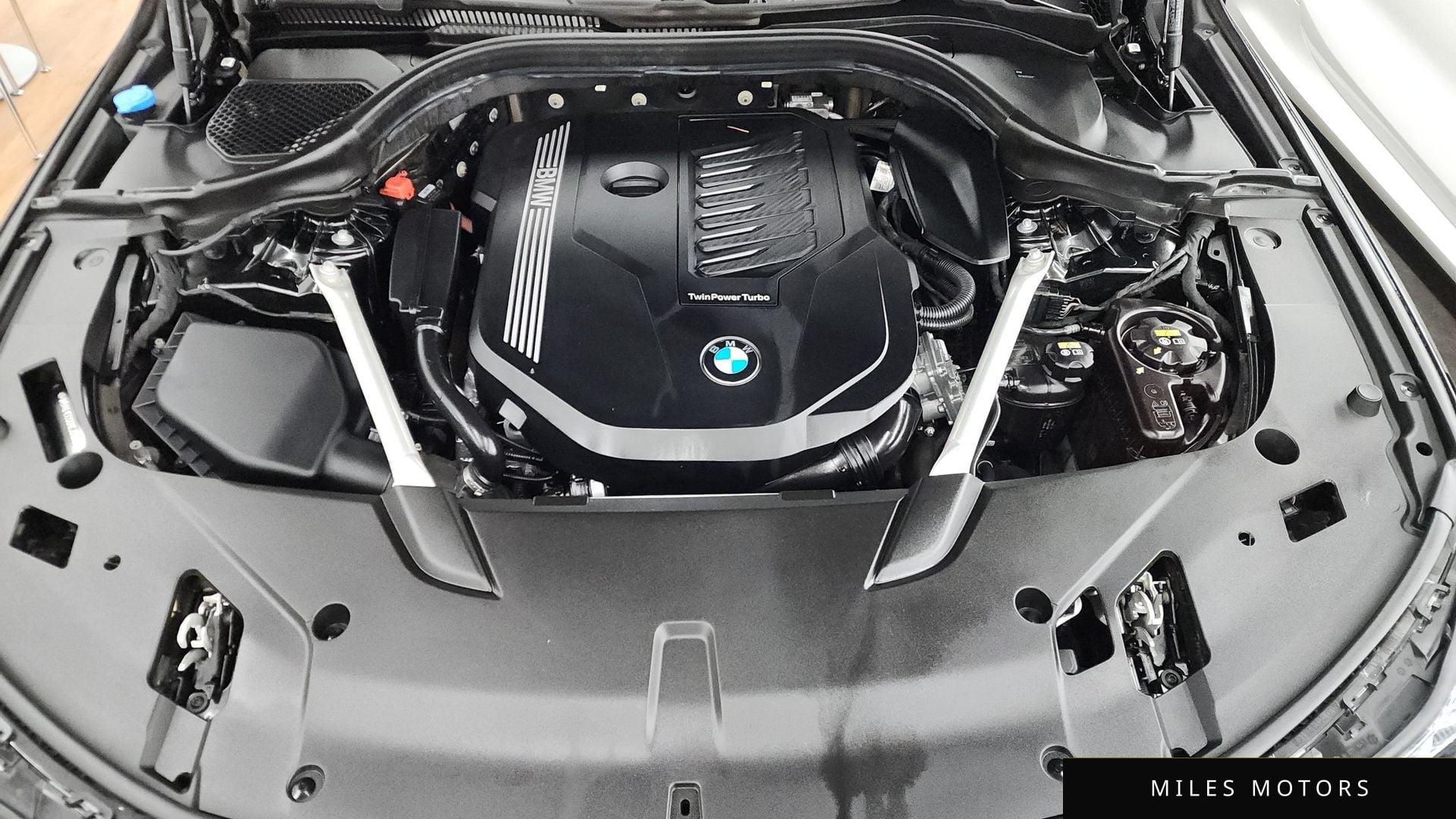 BMW 6 Series GT (G32) 2022 — миниатюра 6