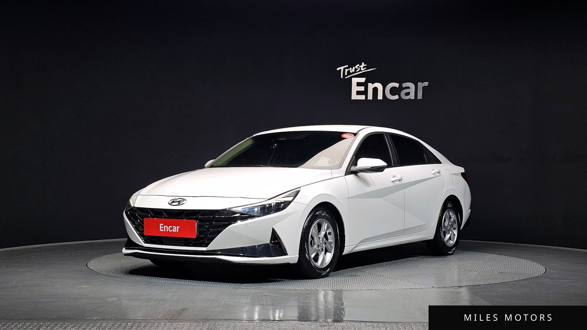 Hyundai AVANTE 2021 — фото 1 из 12