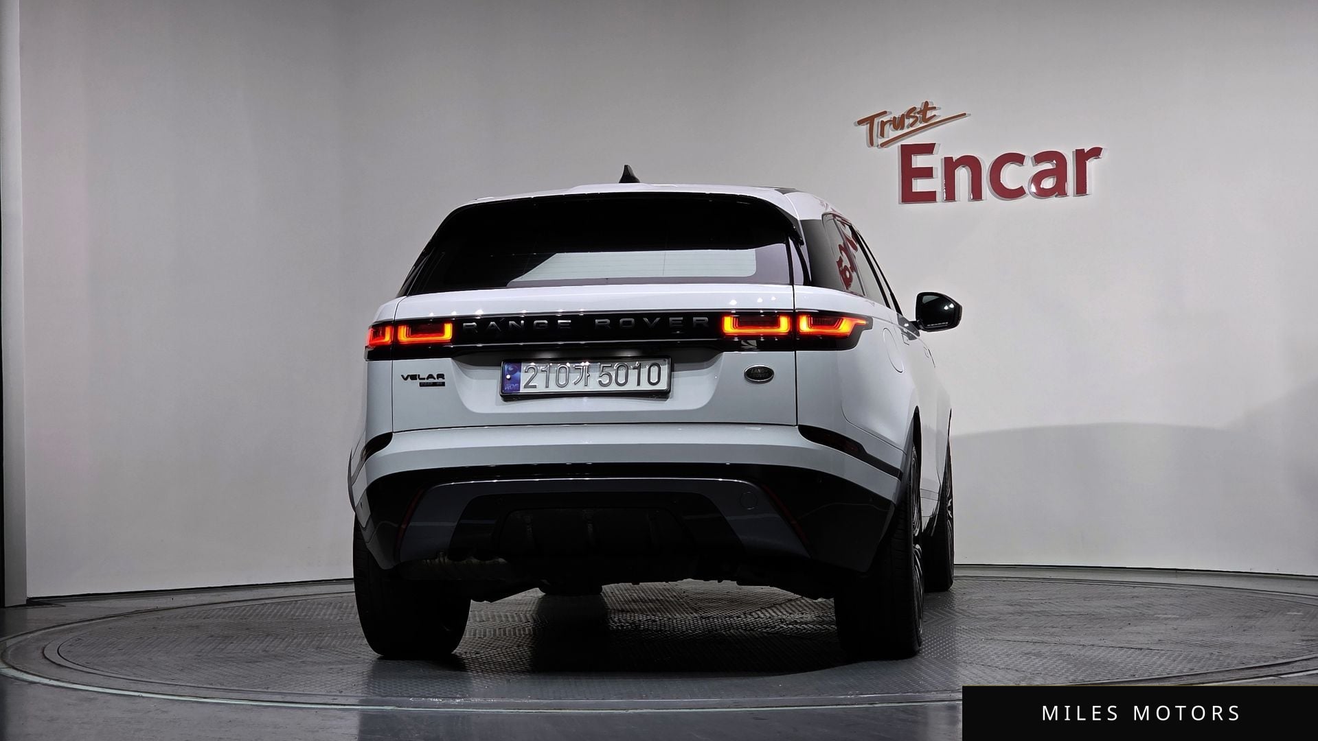 Land Rover Range Rover Velar 2018 — миниатюра 4