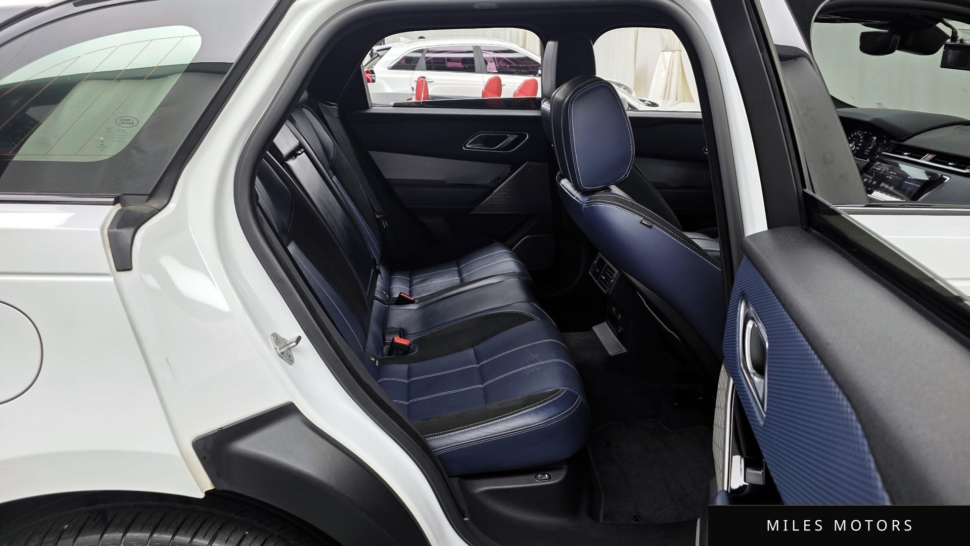 Land Rover Range Rover Velar 2018 — миниатюра 12