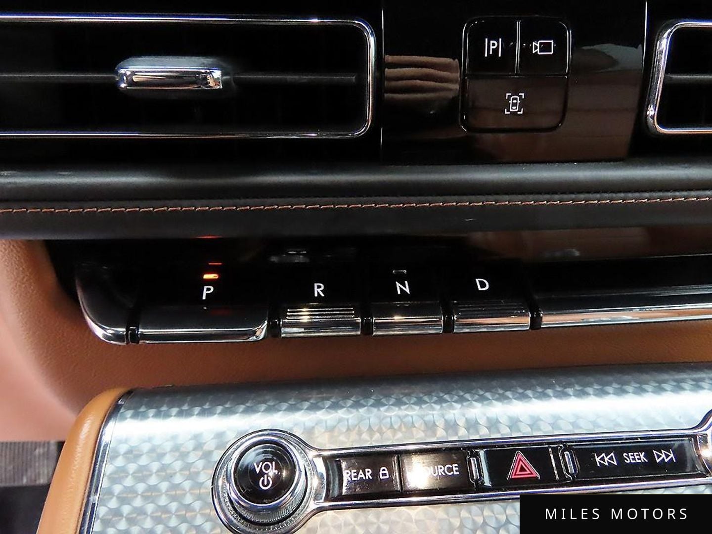 Lincoln Aviator 2021 — миниатюра 11