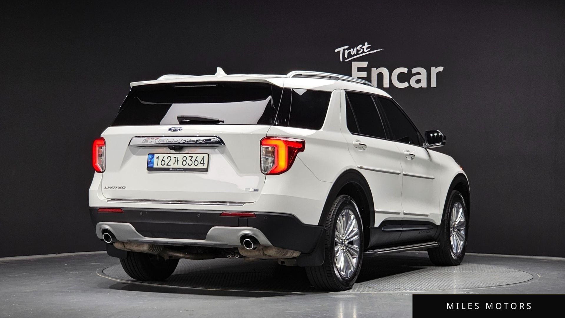 Ford Explorer 2020 — миниатюра 2
