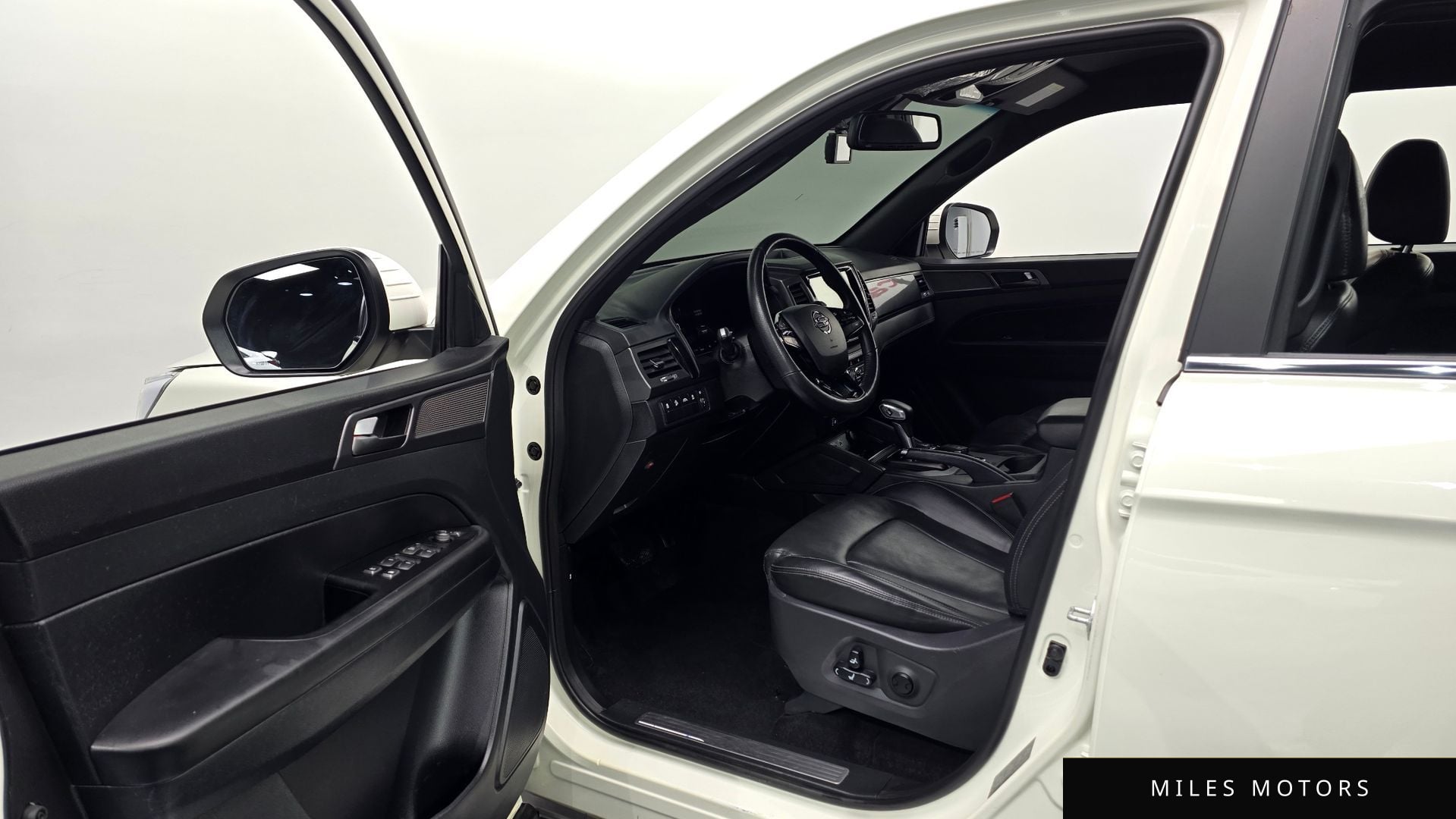 KG Mobility Rexton 2023 — миниатюра 11