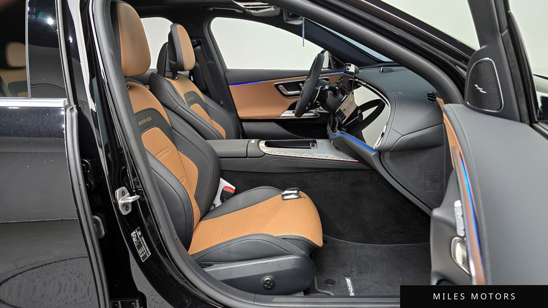 Mercedes-Benz E-Class W214 2025 — миниатюра 10