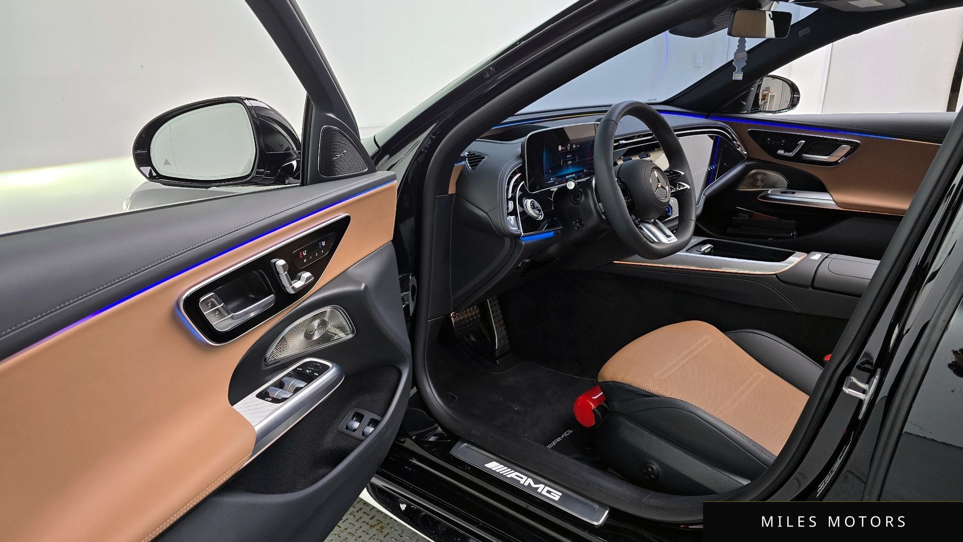 Mercedes-Benz E-Class W214 2025 — миниатюра 11