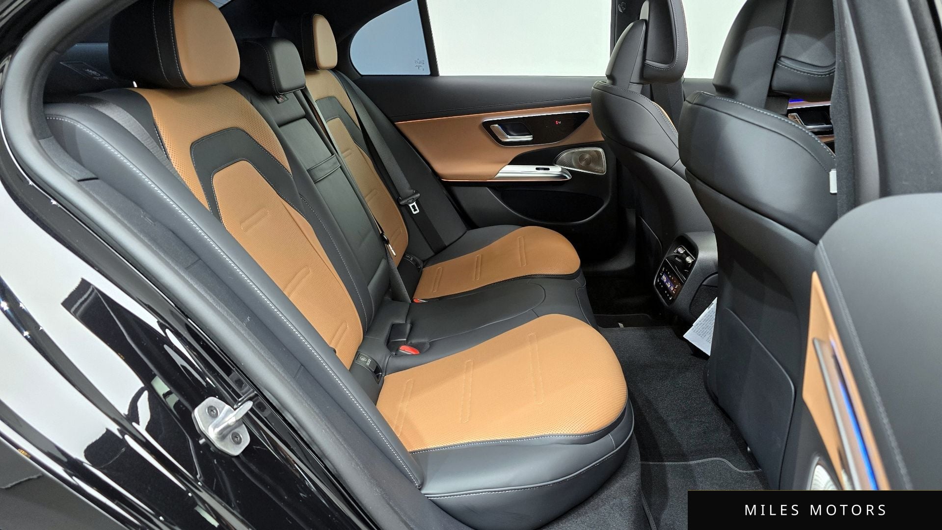 Mercedes-Benz E-Class W214 2025 — миниатюра 12