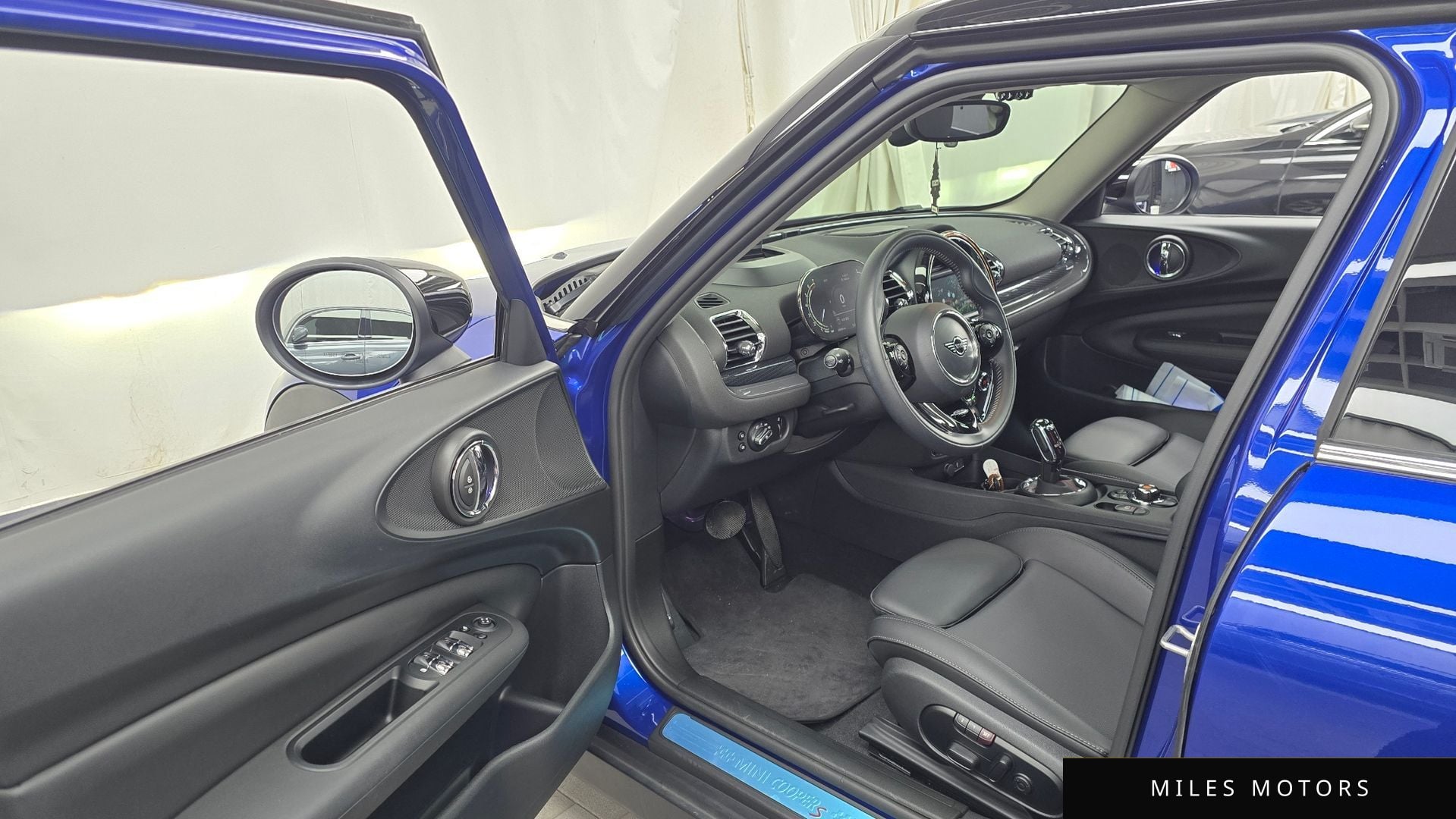 MINI 쿠퍼 S 클럽맨 2021 — миниатюра 10