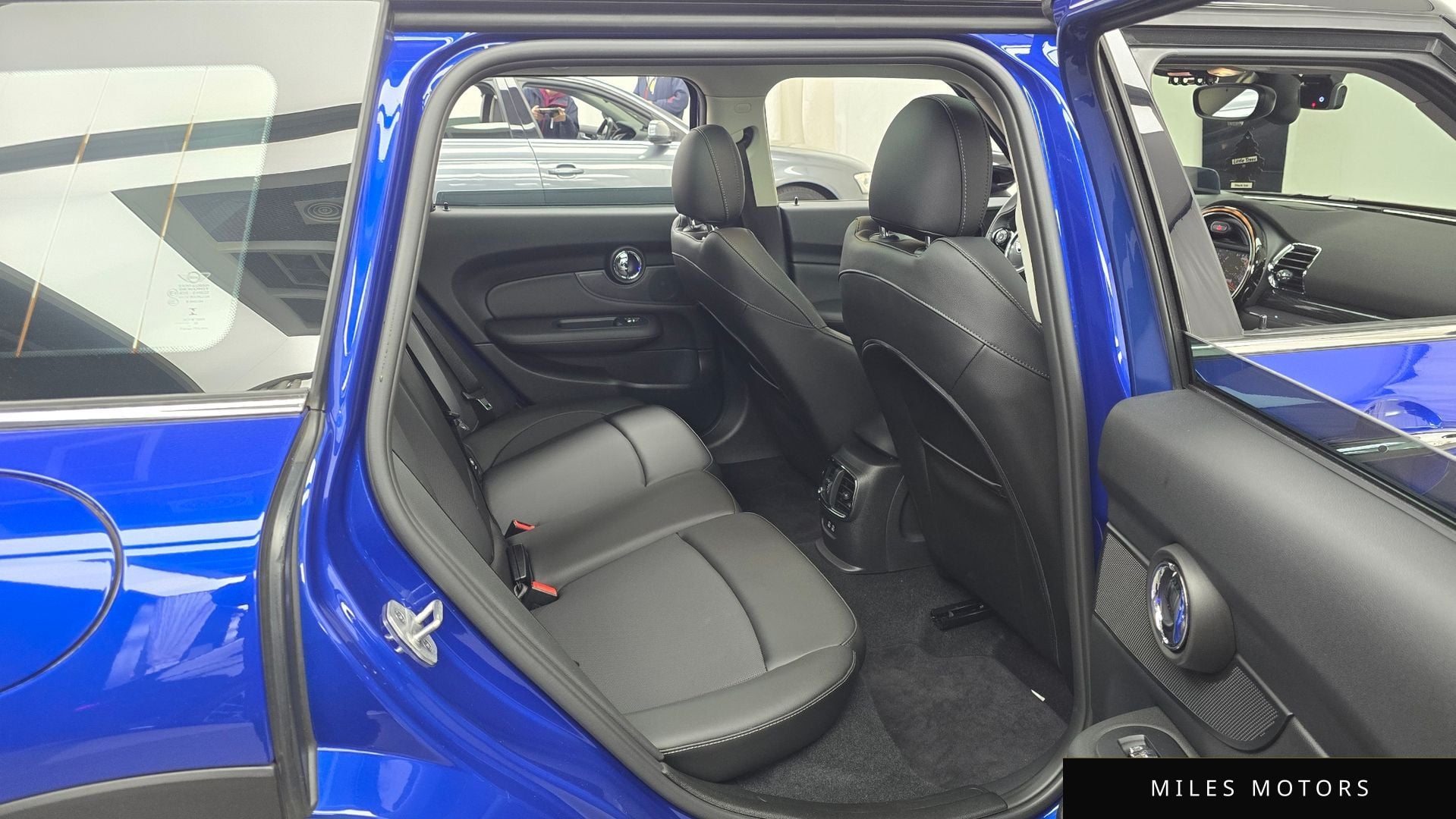 MINI 쿠퍼 S 클럽맨 2021 — миниатюра 12
