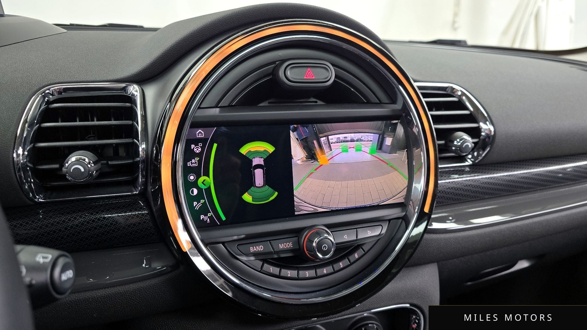MINI 쿠퍼 S 클럽맨 2021 — миниатюра 15
