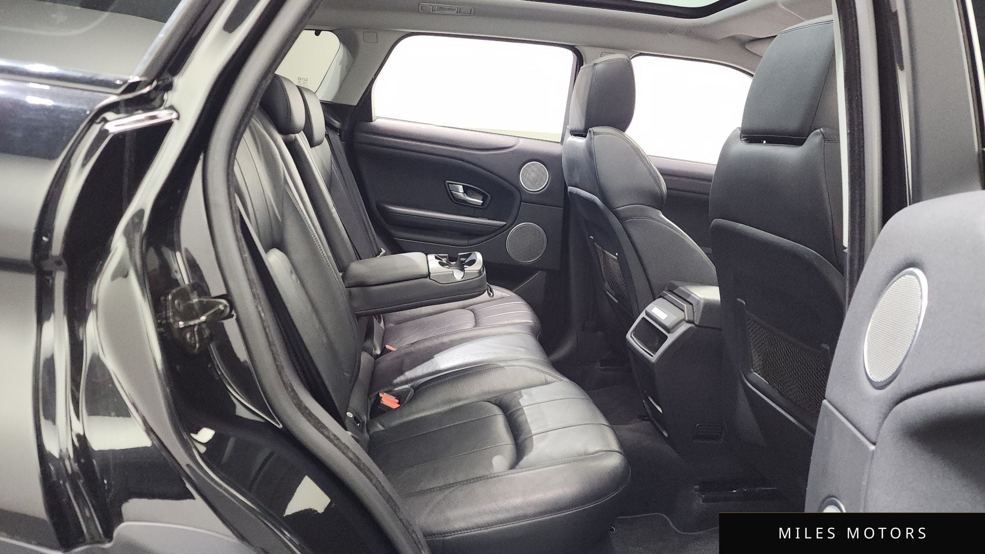 Land Rover Range Rover Evoque 2017 — миниатюра 12