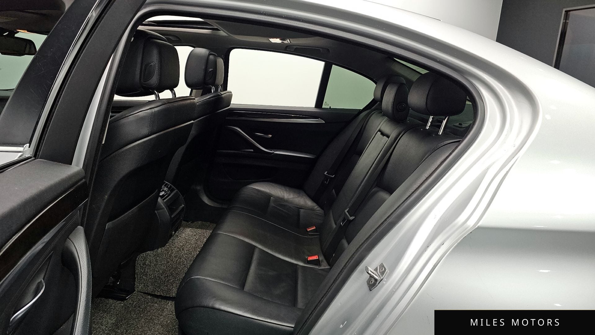 BMW 5 Series (F10) 2013 — миниатюра 11