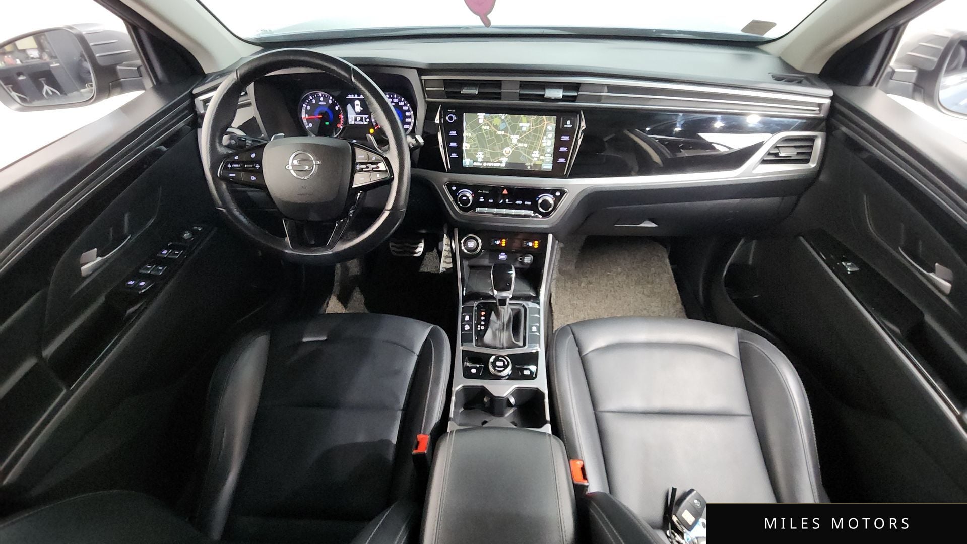 KG Mobility Beautiful Korando 2022 — миниатюра 7