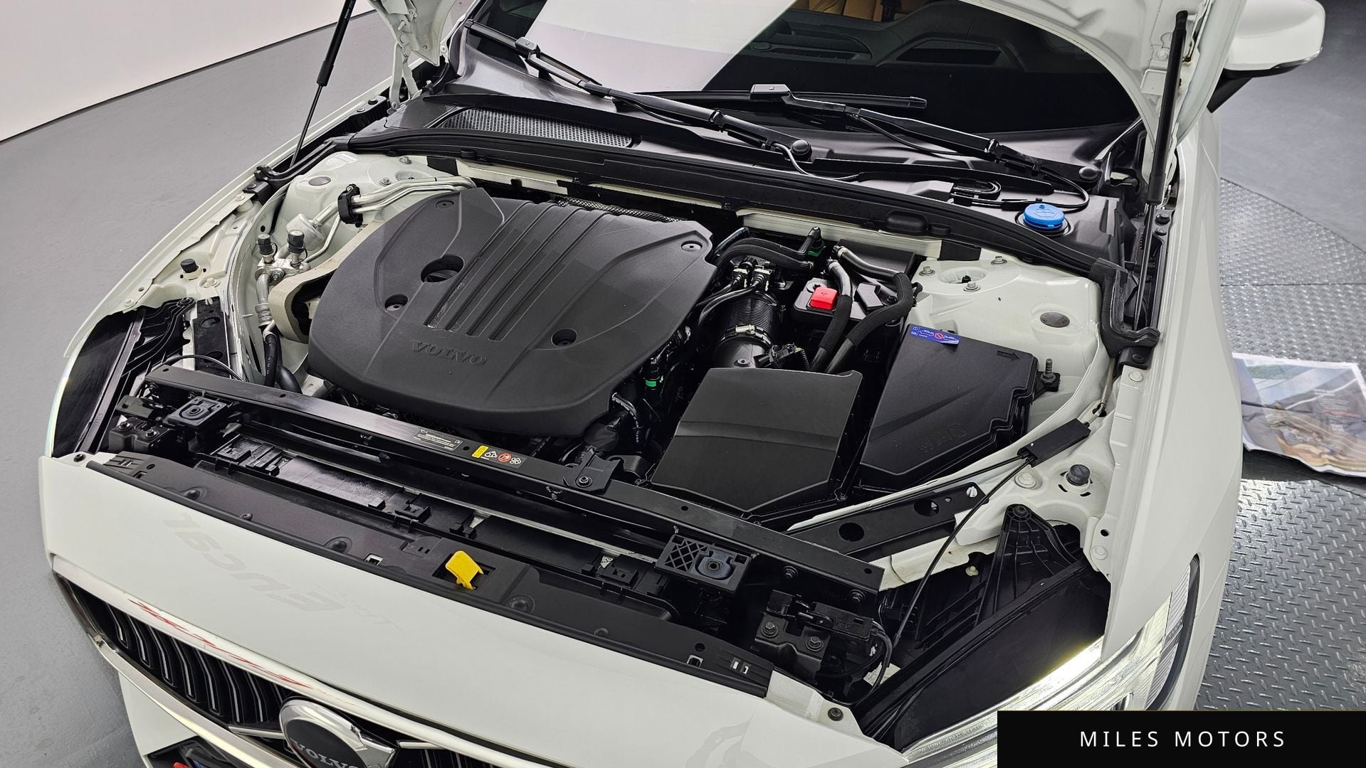 Volvo S60 2025 — миниатюра 6