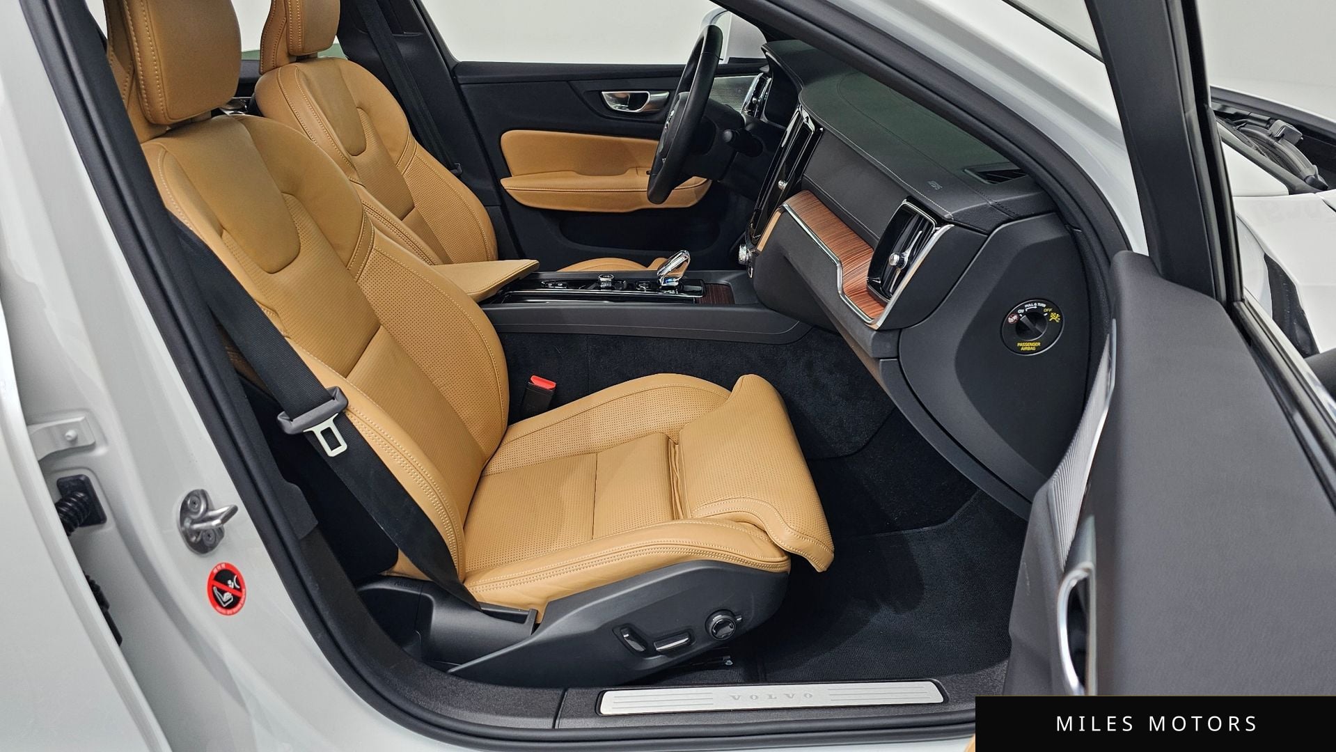 Volvo S60 2025 — миниатюра 10