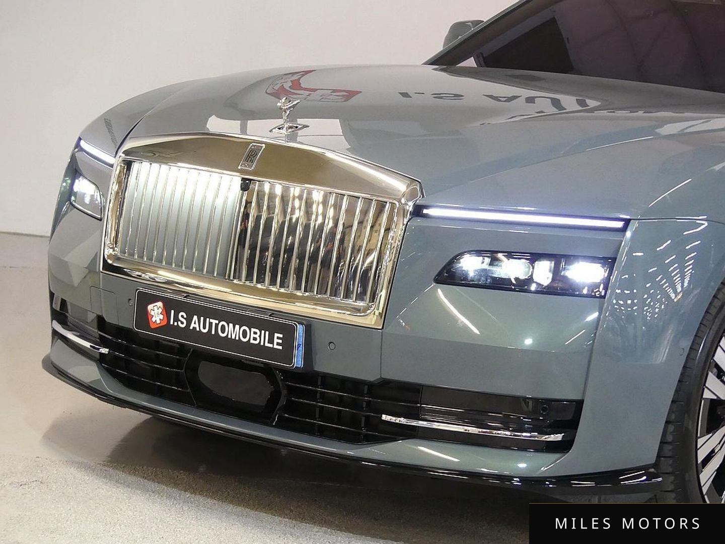 Rolls-Royce 스펙터 2024 — миниатюра 20
