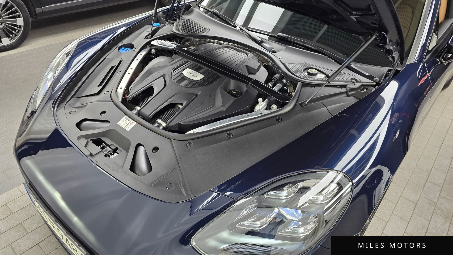 Porsche Panamera 2021 — миниатюра 6
