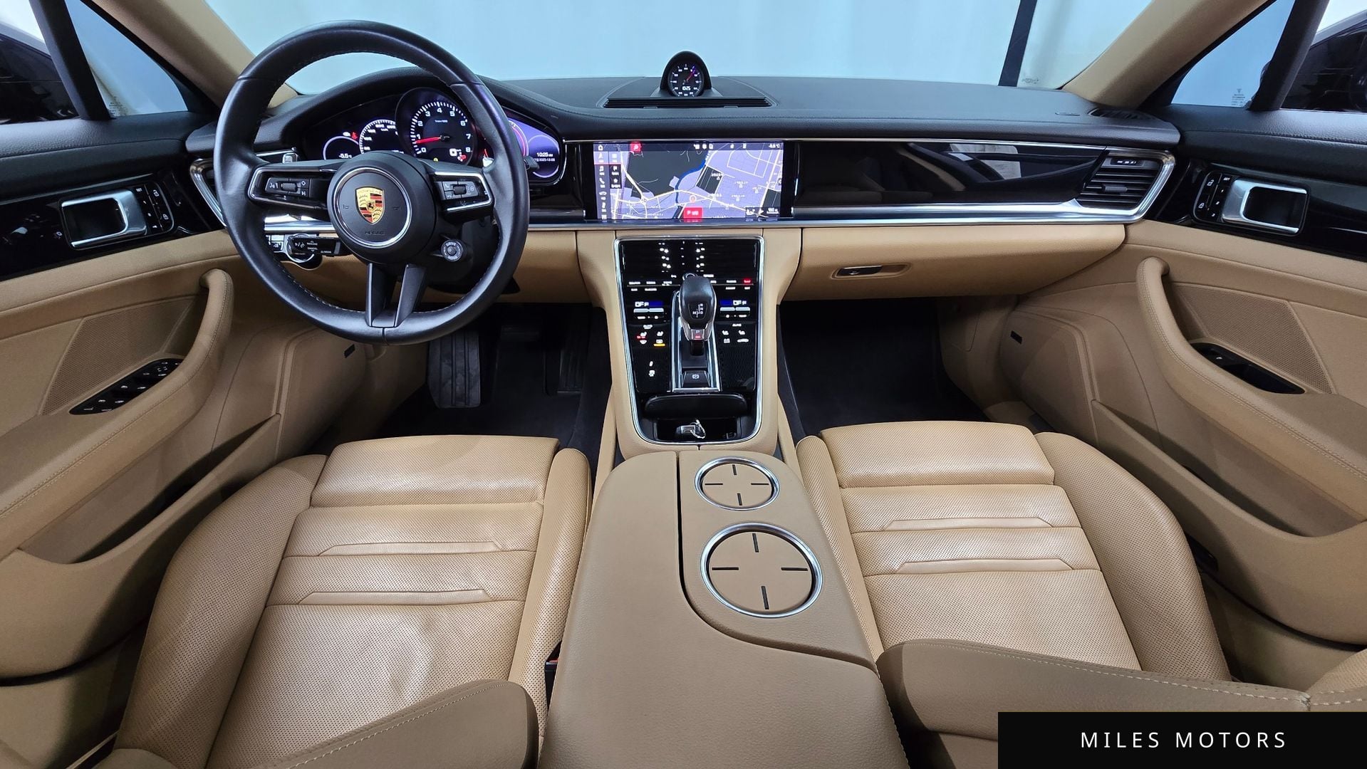 Porsche Panamera 2021 — миниатюра 7