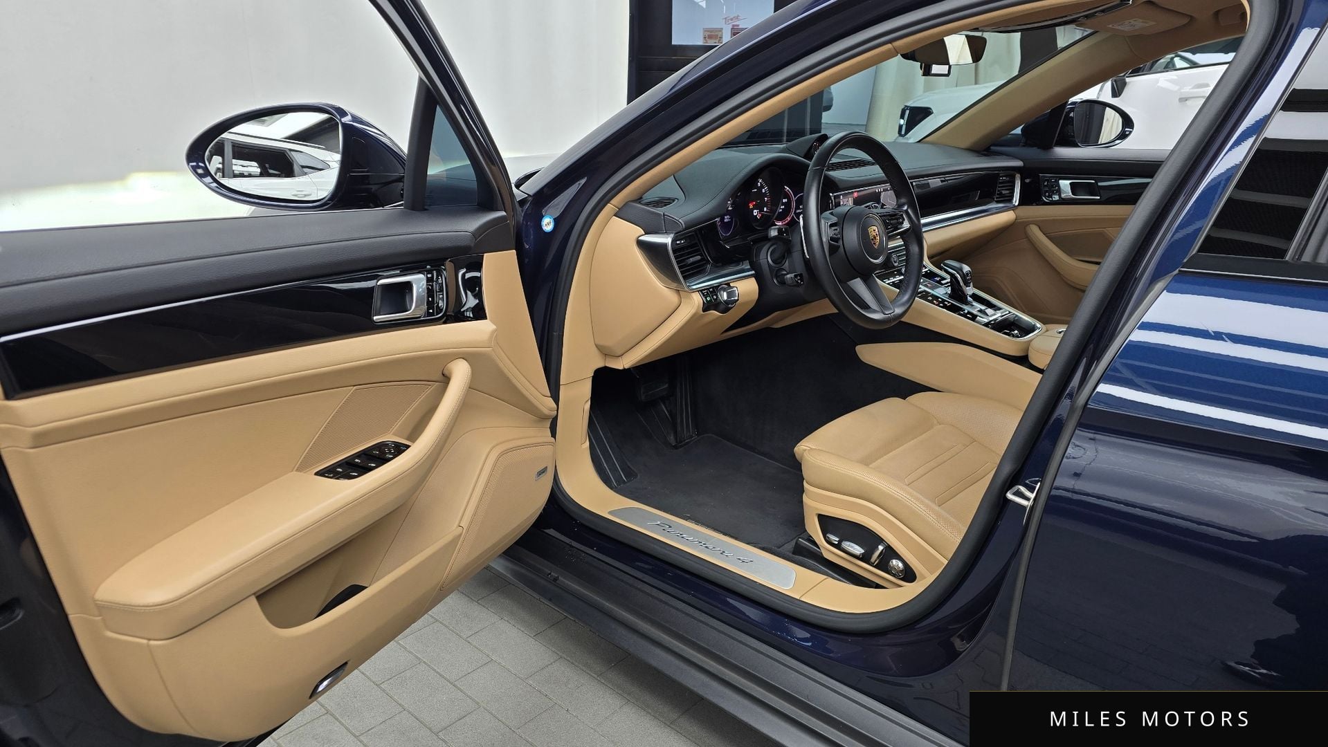 Porsche Panamera 2021 — миниатюра 10